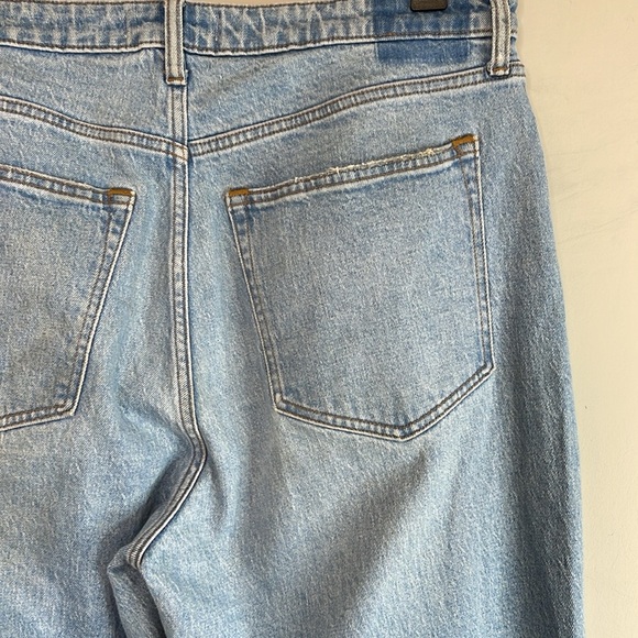 Abercrombie & Fitch Curve Love The 90s Relaxed Jean High Rise Light Wash 32 14R - Picture 6 of 11